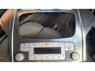 Блок управления климат-контролем 1676129   Ford Mondeo MK IV