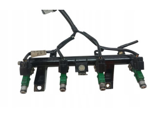 Топливная рампа 96558335580   Citroen C3  