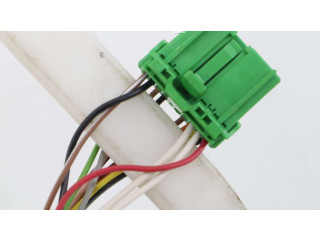 Зеркало электрическое Volvo V70 2000 - 2004 года