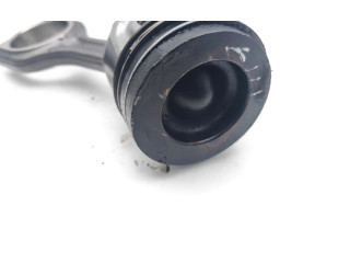  Поршень с шатуном BHY(DV6FD) BHY, DV6FD  Peugeot Partner  