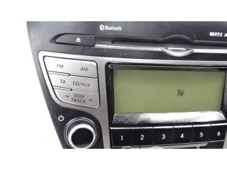 Радио/ проигрыватель CD/DVD / навигация