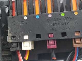 Блок предохранителей A2115460641, 013948371 Mercedes-Benz E W211