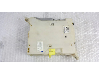 Блок предохранителей 8273053050 Lexus IS 220D-250-350