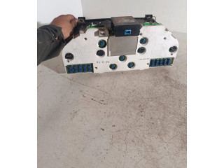 Панель приборов 9472523, 69294240T   Volvo V70       