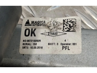 Рулевая рейка  Передний механический механизм для подъема окна 807213282R   Dacia Sandero  -  года