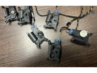 Блок управления климат-контролем 5Q0907511A, 5Q0907511A   Volkswagen PASSAT B8 USA