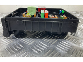   Pojistková skříňka 1K0937125D   Volkswagen Tiguan 2011