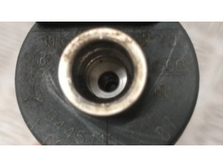 Vstřikovač 0445110015, A6680700687 Mercedes-Benz C W203 pro naftový motor 2.2