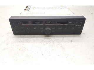 Радио/ проигрыватель CD/DVD / навигация