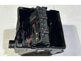 Pojistková skříňka 24382ez03b Nissan Titan 2017