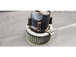 Вентилятор печки    17360031   Opel Meriva A