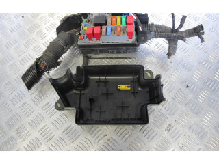 Блок предохранителей  51890355   Fiat 500L    