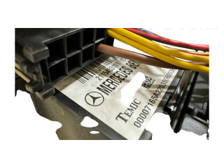 Блок предохранителей 2115453101   Mercedes-Benz E W211    