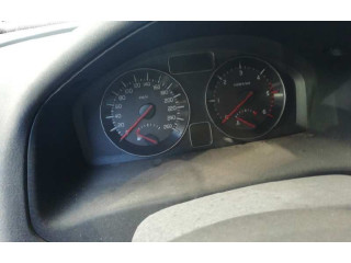 Панель приборов    Volvo C30       