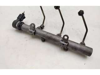 Топливная рампа 059130090AA   Audi A6 S6 C6 4F  