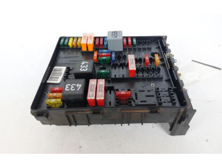 Блок предохранителей 1K0937124K   Audi A3 S3 8P    