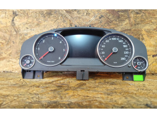 Přístrojová deska  Volkswagen Touareg II 2013 7P6920881G, 0263677076  