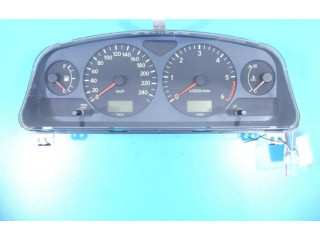 Přístrojová deska Toyota Avensis T220 1999 88458014, IMPRK1332177