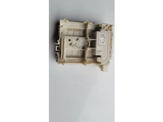 Pojistková skříňka 827300h030a Peugeot 108 2016