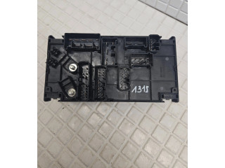 Pojistková skříňka MB100200B Subaru XV 2012