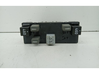 Pojistková skříňka 3C8937049E Volkswagen PASSAT