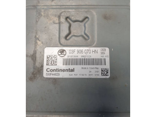 Řídící jednotka 03F906070HN, 5WP44829 Skoda Roomster (5J) 2013