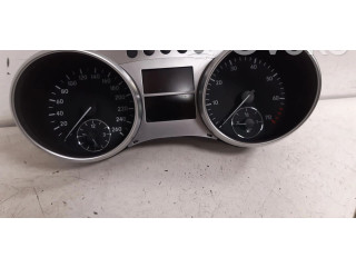 Панель приборов A2515400448   Mercedes-Benz R W251       