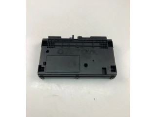 Блок управления P31676411   Volvo XC90