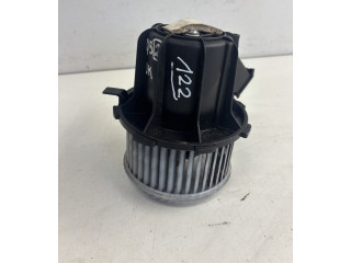 Вентилятор печки 8K2820021 Audi Q5 SQ5