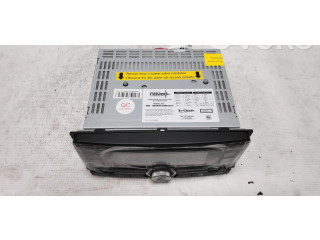 Дисплей       Mitsubishi L200