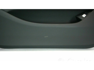 Обшивка передней двери