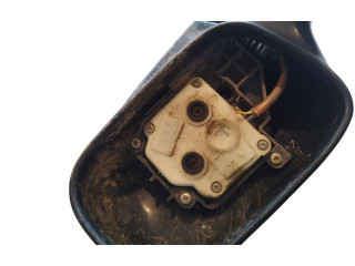 Зеркало электрическое Subaru Forester SF 1998 - 2000 года