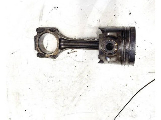  Поршень с шатуном    Volkswagen PASSAT B4  
