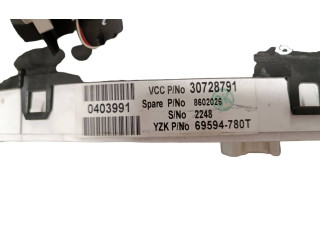 Přístrojová deska  Volvo XC70 2005 30728791, 8602026  