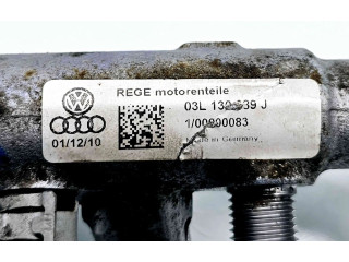 Топливная рампа 03L130089J   Audi A3 S3 A3 Sportback 8P  