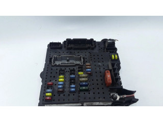 Pojistková skříňka 8676391, 12217799 Volvo S60 2004