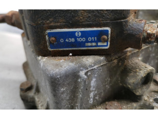 Vstřikovací lišta 0438100011, 0438120032 Mercedes-Benz S W116