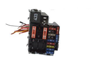 Pojistková skříňka 7L0937559 Porsche Cayenne (92A) 2014