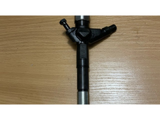 Vstřikovač 16600MB40A Nissan Navara D40 pro naftový motor 2.5