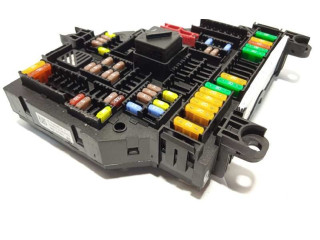 Модуль управления BSM 8352172   BMW 7 E38    