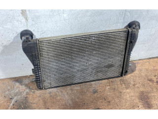 Интеркулер  1K0145803L   Volkswagen Jetta V 