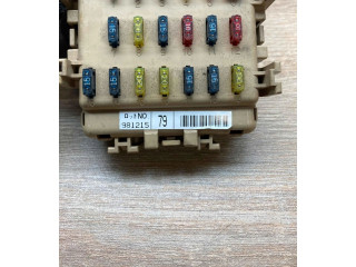 Блок предохранителей 981215   Subaru Forester SF    