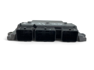 Блок управления двигателем Блок управления 30729351 Volvo S80