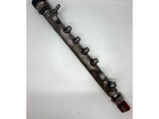 Топливная рампа 03L130089 Audi A3 S3 8P для двигателя CBAB