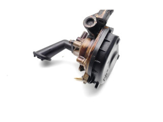 Масляный насос CBZA 03F115105D Skoda Fabia Mk2 (5J)