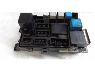 Блок предохранителей 919501G010   KIA Rio    