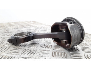 Píst    Saab 9-7X  pro benzínový motor 4.2  