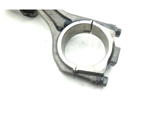 Поршень с шатуном 204DT Land Rover Discovery Sport