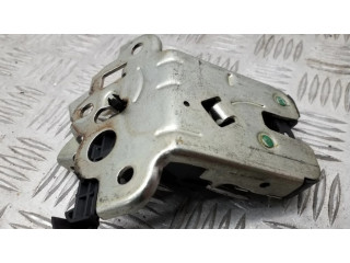 Замок задней крышки