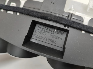 Přístrojová deska Opel Cascada 2016 39069792, 39069795